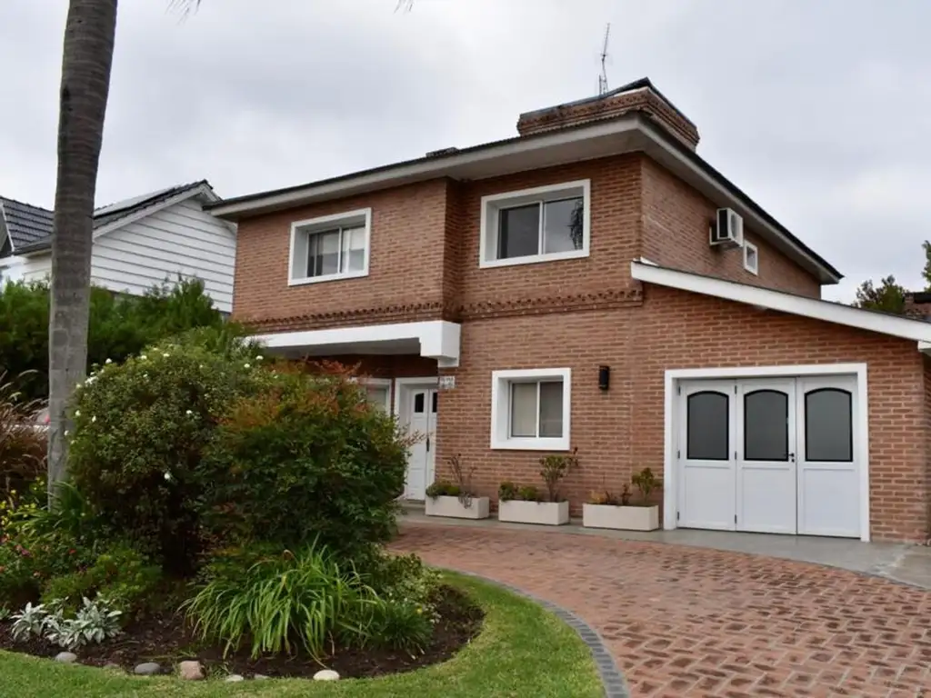 Casa en Venta en Village Del Parque - 4 dormitorios