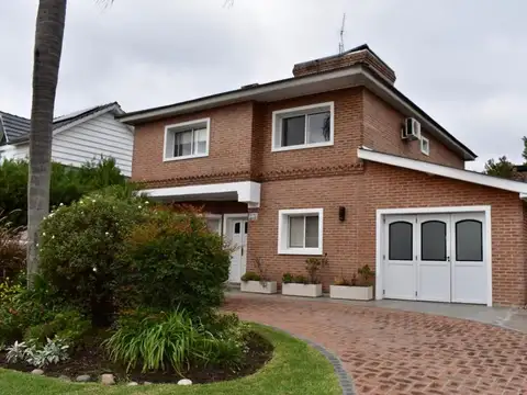 Casa venta en Village del Parque Hudson Berazategui