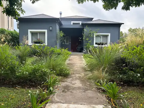Casa en Alquiler Anual en  Santa María de los Olivos