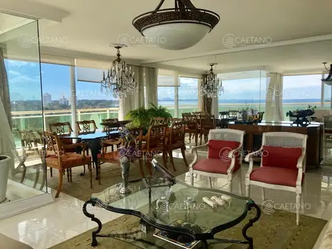 Departamento en Alquiler Temporal en Playa Mansa, USD 40.000