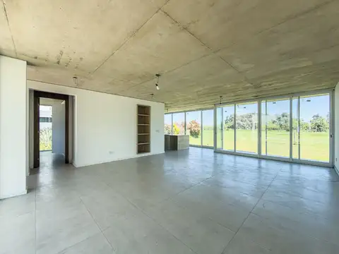 Casa en Venta en Haras Santa María, USD 182.000
