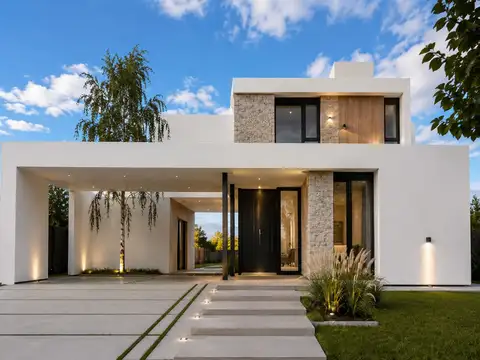 CASA 3 DORMITORIOS EN VENTA EN CANALES DE PLOTTIER