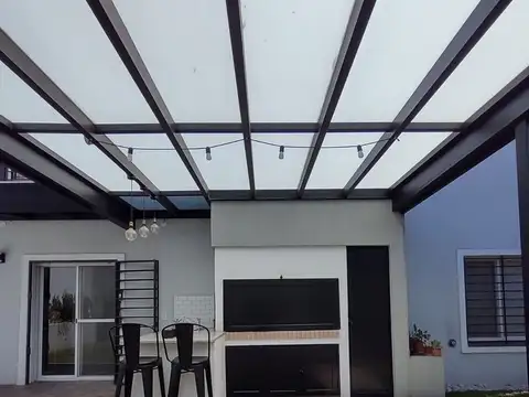Depto Tipo Casa en Venta de 3 ambientes