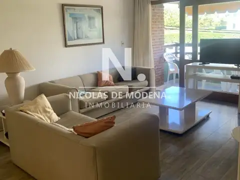 Apartamento en venta de 3 dormitorios
