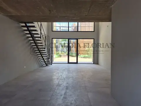 Local - Alquiler - Argentina, Bella Vista - Senador Moron 2197