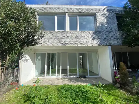 Casa en Alquiler en Pilar, $ 900.000