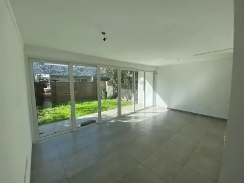 Casa en Alquiler 4 Ambientes en Condominio Tres Robles - Pilar