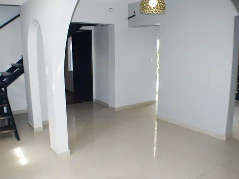 Ph - Venta - Argentina, Villa luzuriaga - BUCHARDO 1840