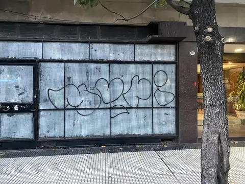 Av. Entre Ríos  al 900
