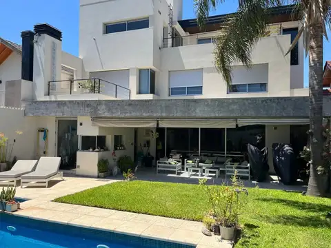 CASA en VENTA en Ramos Mejia