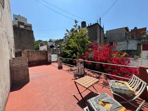 Hermosa Casa de Estilo Sobre Lote Propio