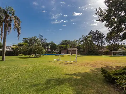 Para proyecto Comercial en el centro de Funes | Sarmiento y Moreno | 3600 m² de parque