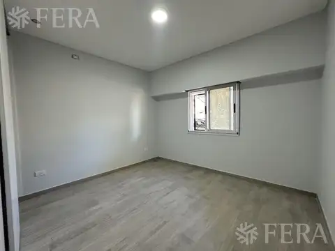 Depto Tipo Casa 4 ambientes con 1 baño