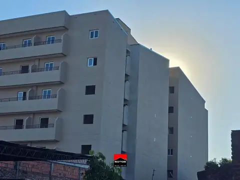 Vargas Gomez al 2300