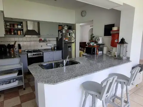 Casa en Venta en Tristan Suarez, USD 365.000