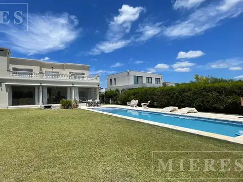 Casa en Venta en Villanueva, USD 495.000