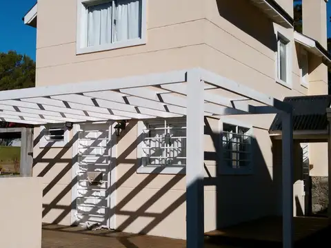 Casa en Venta en Mar Azul, USD 110.000