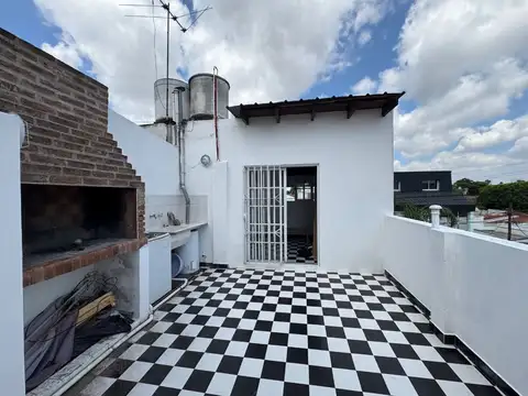 DEPARTAMENTO VENTA RAMOS MEJIA 3 AMBIENTES TERRAZA