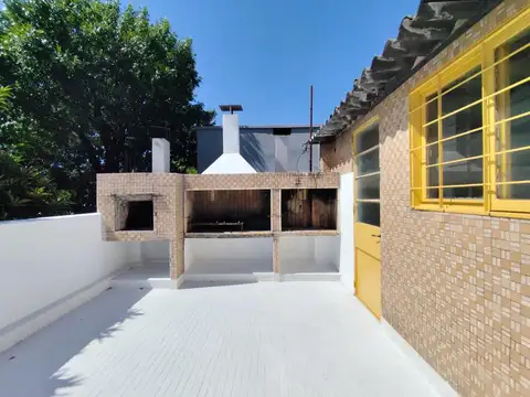Casa en Alquiler en Liniers, $ 1.650.000