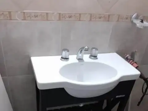 Depto Tipo Casa en Venta de 4 dormitorios
