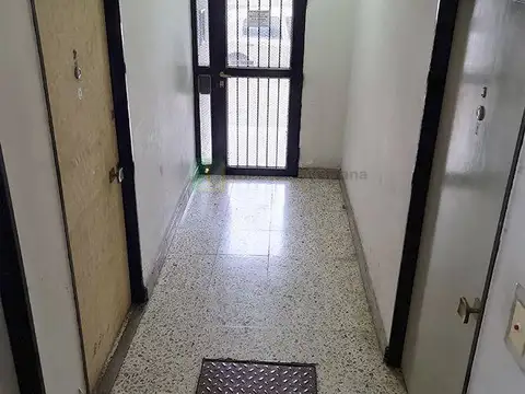 C 29 ZOLA . E 5200, Piso 1