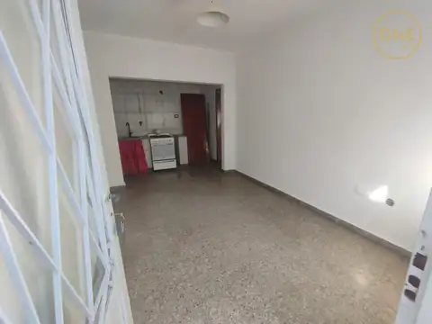 Depto Tipo Casa en Alquiler de 2 ambientes