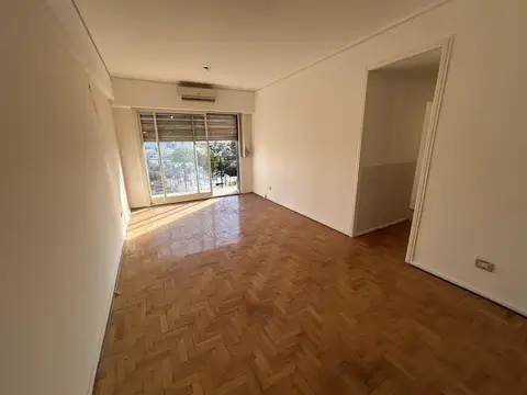 Departamento 4 ambientes con balcon  - Villa Pueyrredon