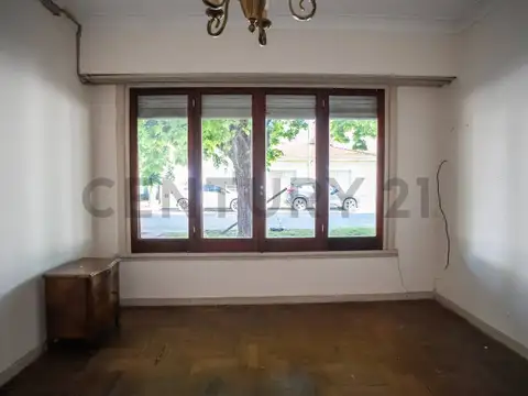 10 esq. 531 100, Piso 0