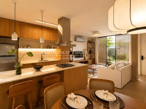 Casa tipo condominio 4 ambientes con cochera Parque Leloir