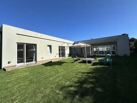 Av. Jorge Newbery 5005, B7600 Buenos Aires, Provincia De Buenos Aires, Argentina, Mar Del Plata, Buenos Aires, Argentina.