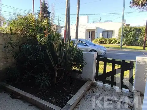 Casa en Alquiler en Los Hornos, $ 600.000
