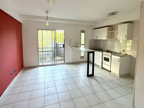 Venta Departamento Dúplex 1 Dormitorio + Comodín en Abasto