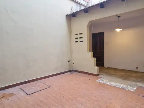 Depto Tipo Casa en Alquiler de 3 ambientes