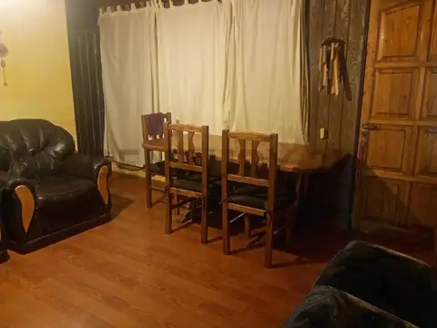 CASA EN VENTA EN BARRIO UJEMVI (LAS HERAS)