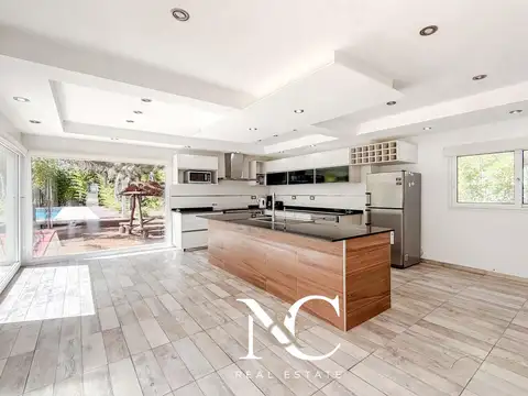 Casa en Venta en Costa Esmeralda gas natural y cochera