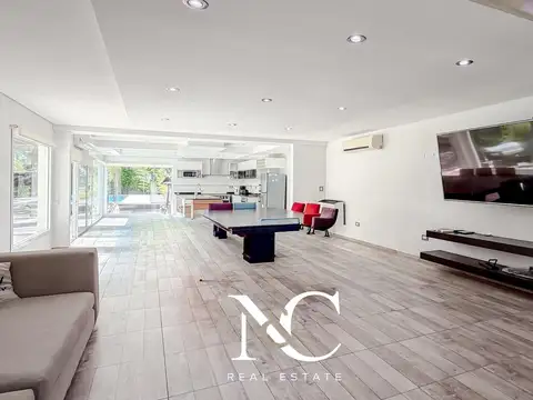 Casa en Venta con 1 cochera