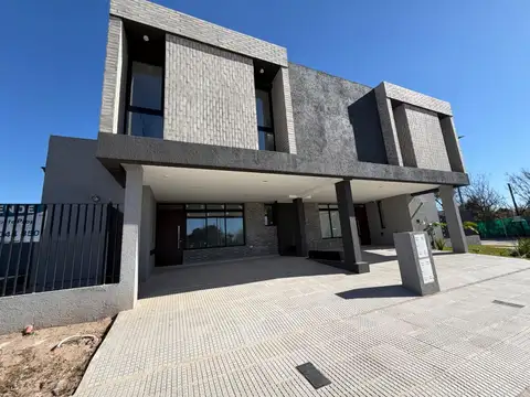 Av. Ohiggins Al 7500, Campo Chico