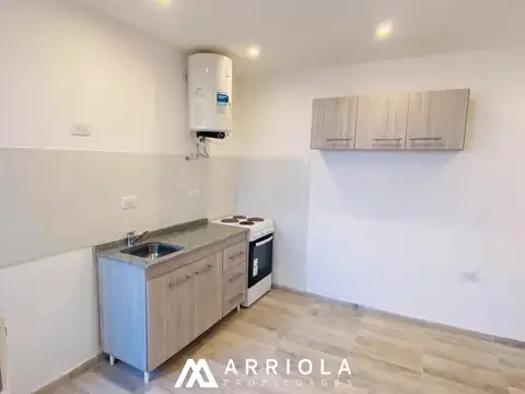 Depto Tipo Casa Monoambiente con 1 baño