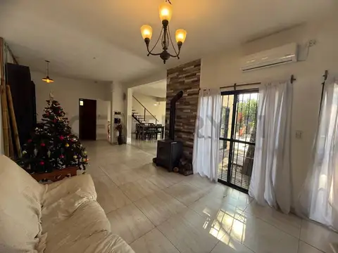 VENTA DE CASA DE 4 AMBIENTES EN LA REJA, MORENO. BUENOS AIRES