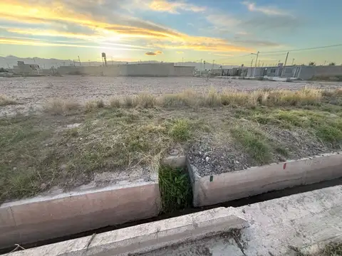 Venta lote 252 m2 B° Agua y Energía Plan 25 Maipú.