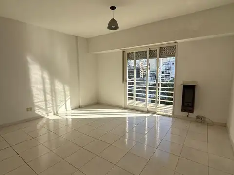 2 AMBIENTE DUPLEX AL FRENTE CON 2 BALCONES REAL OPORTUNIDAD