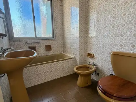2 AMBIENTE DUPLEX AL FRENTE CON 2 BALCONES REAL OPORTUNIDAD