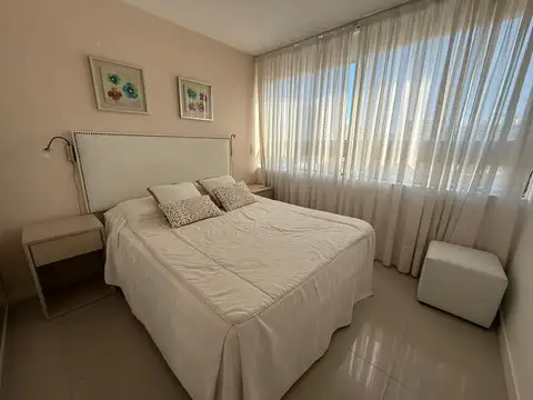 Departamento en Alquiler Temporal en Punta del Este, $ 8.000