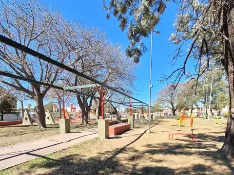 CASA REMODELADA BARRIO ATE