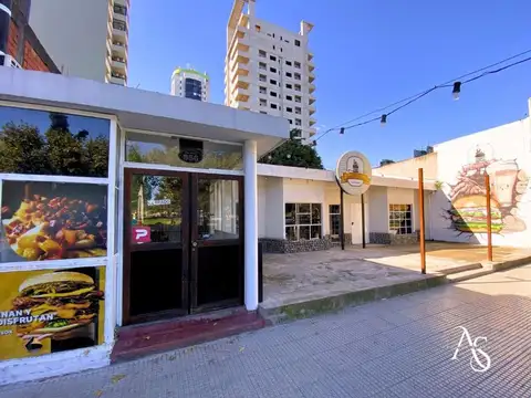 Av. Leon Gallardo al 800