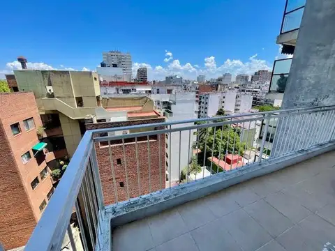 Venta Departamento 4 ambientes, piso alto con balcon en Belgrano