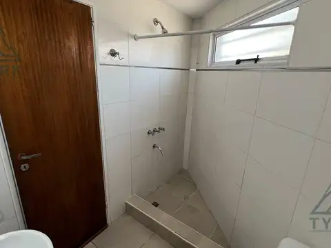 Depto Tipo Casa en Venta en Banfield, USD 62.000