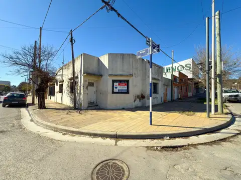 Avenida Rivadavia 200
