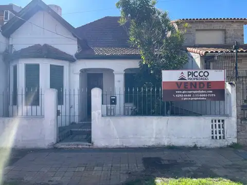 HERMOSA CASA A 5 CUADRAS DE LA ESTACION DE LANUS  