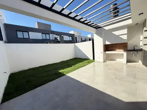 Dúplex a la venta a estrenar Solares de Manantiales